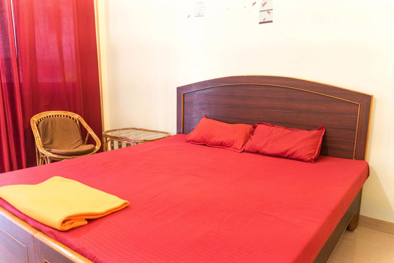 Private Room | Sound Healing Rishikesh | Sound Healing Yoga Teacher Training in Rishikesh | Sound Healing TTC in Rishikesh, India | Gurukul Yogashala